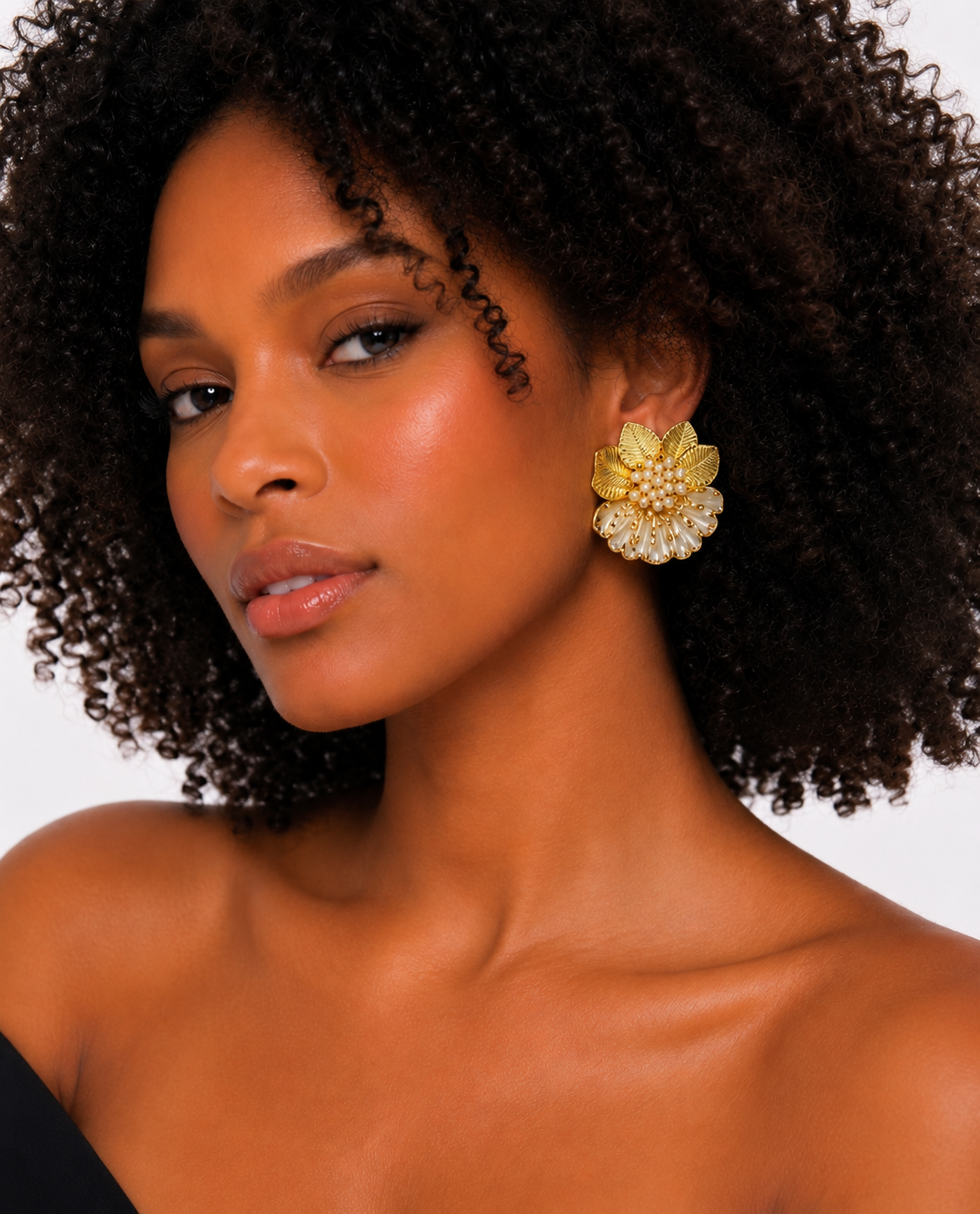 ARETES GARDENIAS